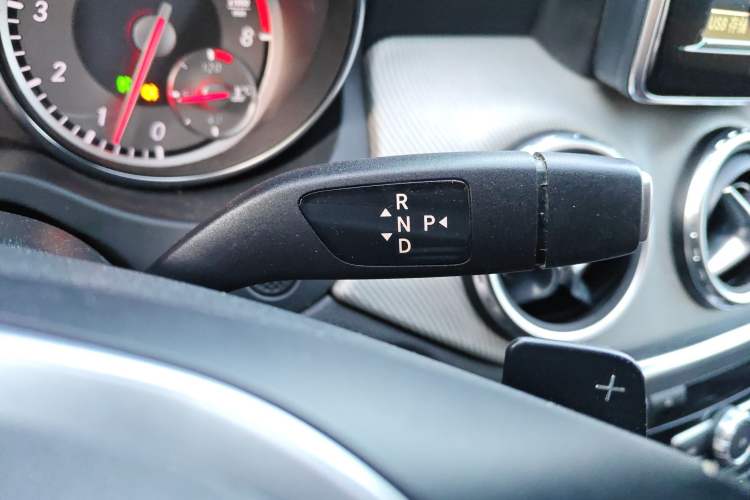 Used Mercedes-Benz GLA 2015 GLA 200 Fashion Model