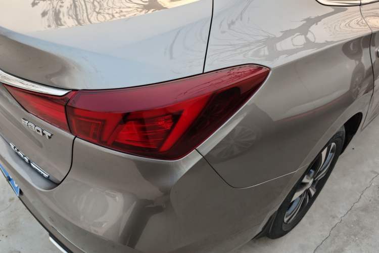 Used Changan Eado 2020 PLUS Blue Whale NE 1.4T GDI DCT Prestige Model