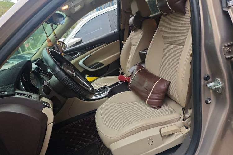 Used Buick Regal 2015 2.0L Leading Fashion Edition