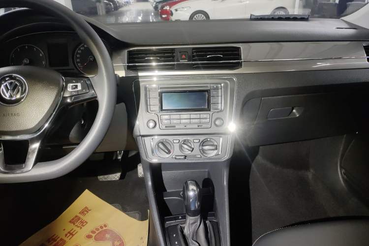 Used Volkswagen Santana 2019 1.5L Automatic Comfort Edition China VI Standard
