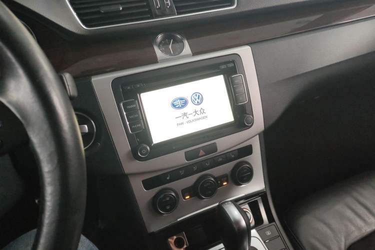 Used Volkswagen Magotan 2016 2.0 TSI Smart Luxury Version
