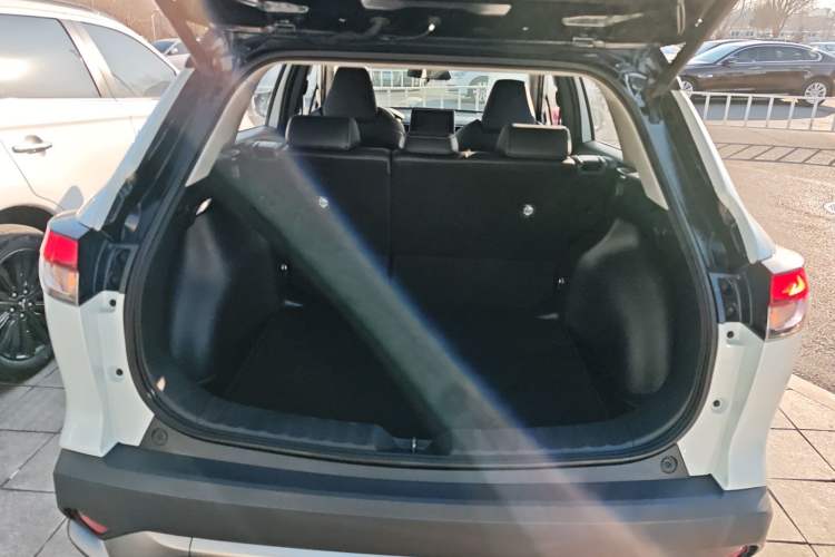 Used Toyota FRONTLANDER 2022 2.0L CVT Luxury PLUS Edition
