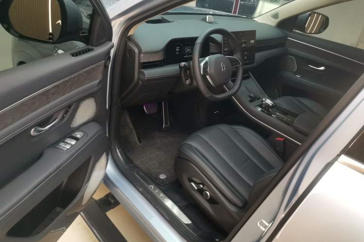 Used Hima AITO M7 2024 1.5T Intelligent Driving 4WD Max Edition 5 Seats
