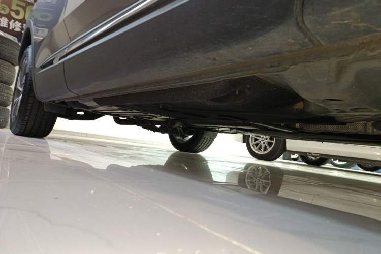 Used Buick Envision 2022 Facelift Encore S 552T Two-Wheel-Drive Luxury Model
