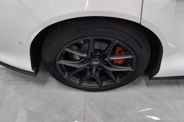 Used  L6 2024 Max Extended-Range Version
