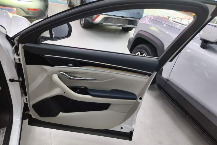 Used BYD Song PLUS New Energy 2021 EV Flagship Model
