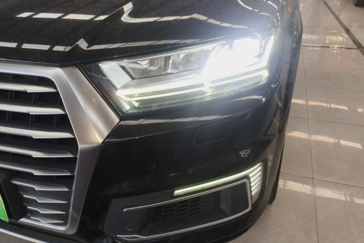 Used Audi Q7 New Energy 2019 55 e-tron
