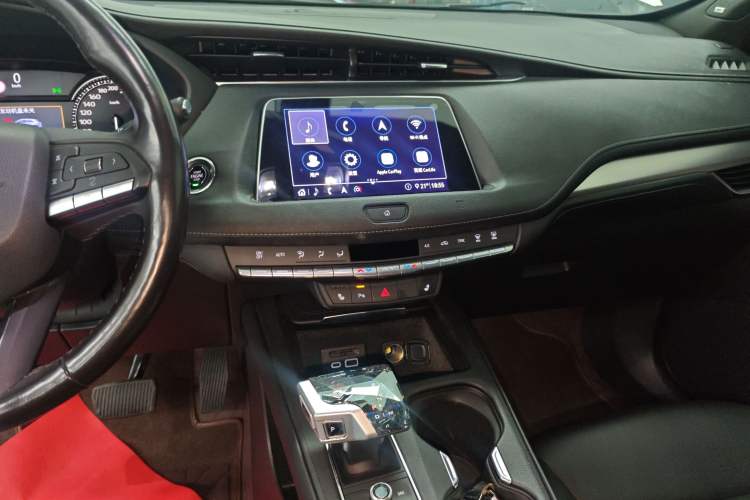 Used Cadillac XT4 2018 28T Two-Wheel Drive Leading Version