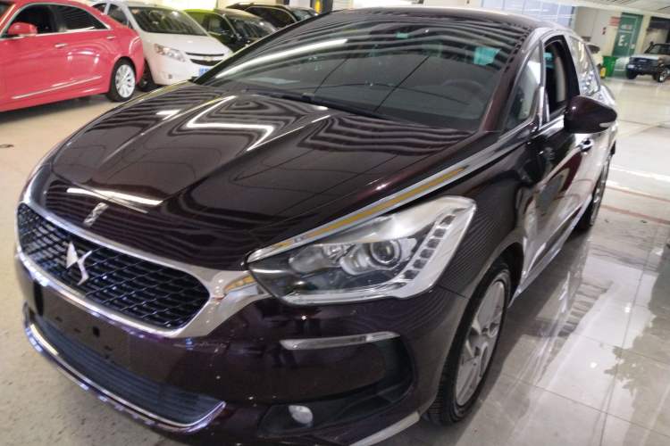 Used DS 5 2015 1.6T Elegant Edition THP160