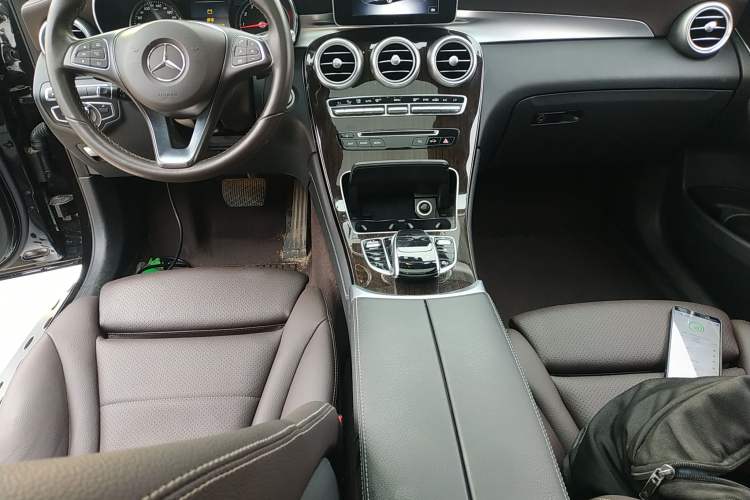 Used Mercedes-Benz GLC 2018 GLC 260 4MATIC Luxury Model