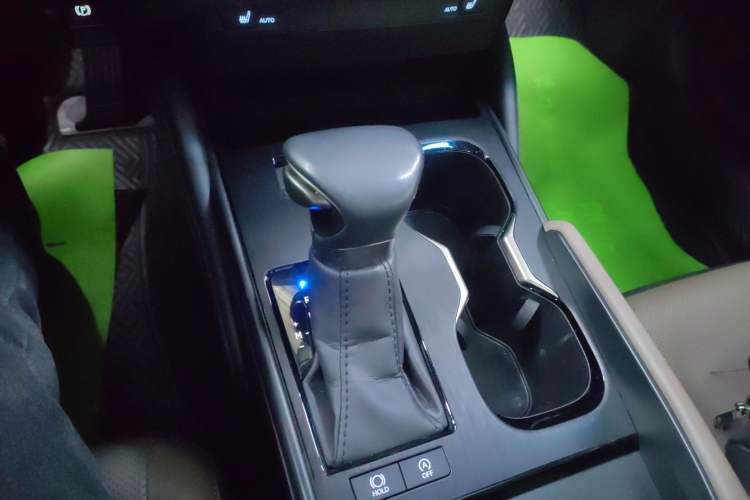 Used Lexus ES 2023 200 Excellence Edition
