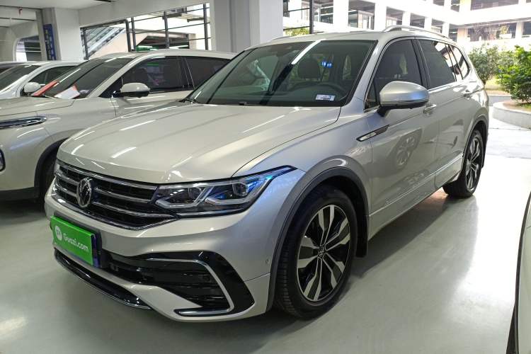 Used Volkswagen Tiguan L 2022 330TSI Automatic Two-Wheel Drive R-Line Enhanced Edition