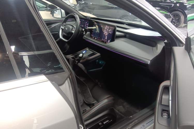 Used XPeng P7 2023 P7i 702 Pro