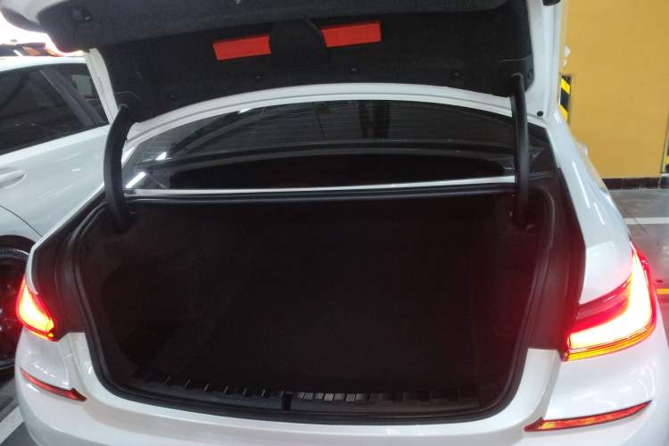 Used BMW 3 Series 2022 325i M Sport Package