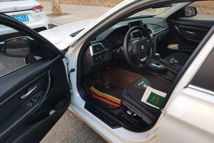 Used BMW 3 Series 2017 320Li Fashion Model
