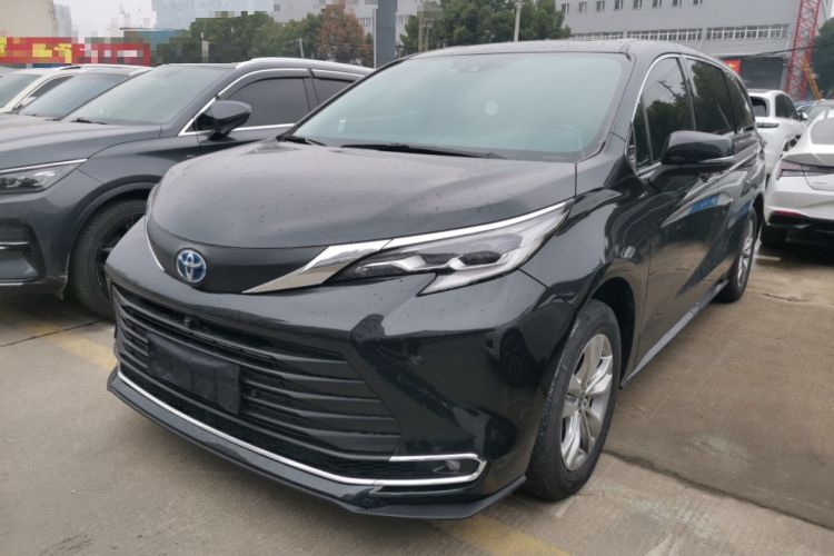 Used Toyota Sienna 2023 2.5L Hybrid Comfort Edition