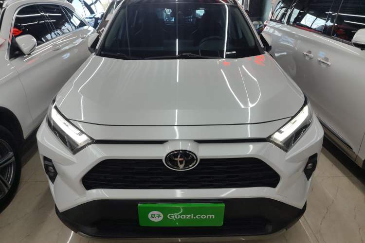 Used Toyota RAV4 2023 2.0L CVT Two-Wheel Drive 20th Anniversary Platinum Edition