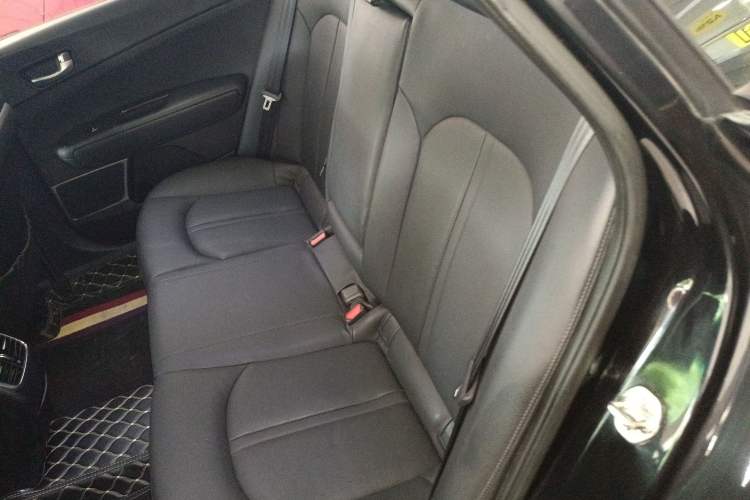 Used Kia K5 2016 2.0L Automatic LUX
