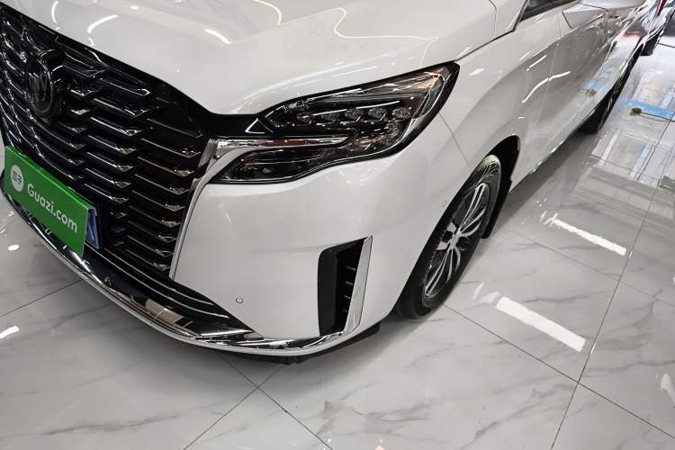 Used Buick GL8 2023 ES Lu Zun Deluxe Model
