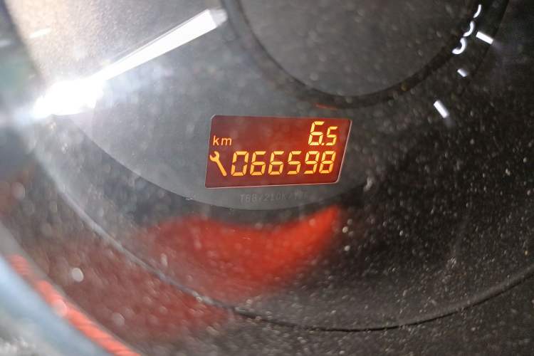 Used Peugeot 3008 2013 2.0L Automatic Trend Edition
