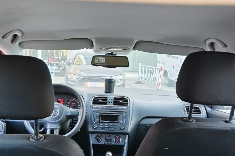 Used Volkswagen Polo 2013 1.6L Automatic Comfort Edition
