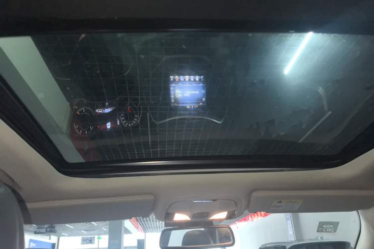 Used  Cherokee 2017 2.4L Leading Smart Edition
