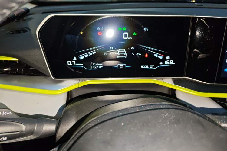 Used Geely Auto Coolray 2022 Bin Yue COOL 1.5TD DCT Hot Engine Edition
