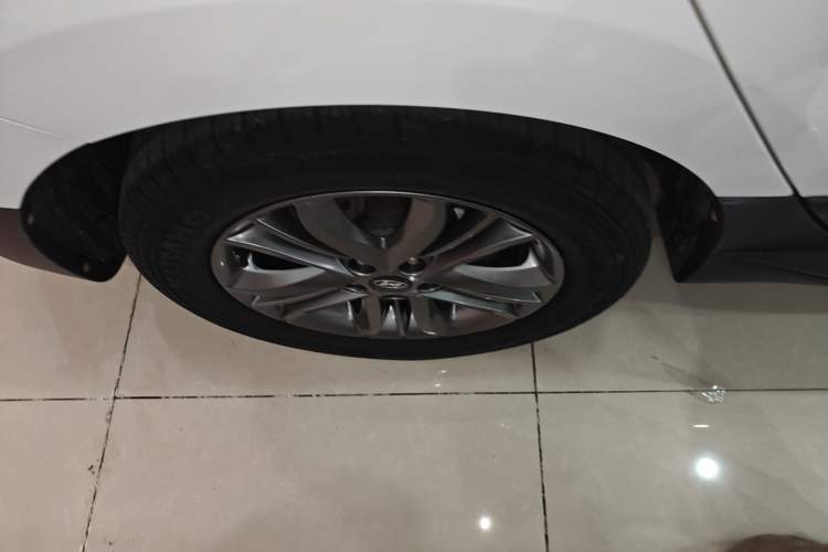 Used Hyundai ix35 2015 2.0L Automatic 2WD Smart Version China V Standard
