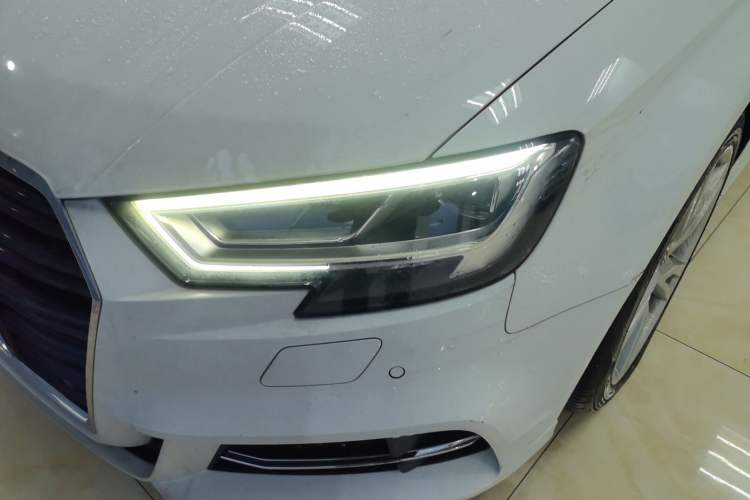 Used Audi A3 2019 Limousine 35 TFSI Fashion Edition China VI Emission Standard