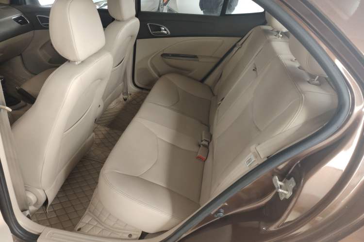 Used Baojun 630 2013 1.5L Manual Comfort Model