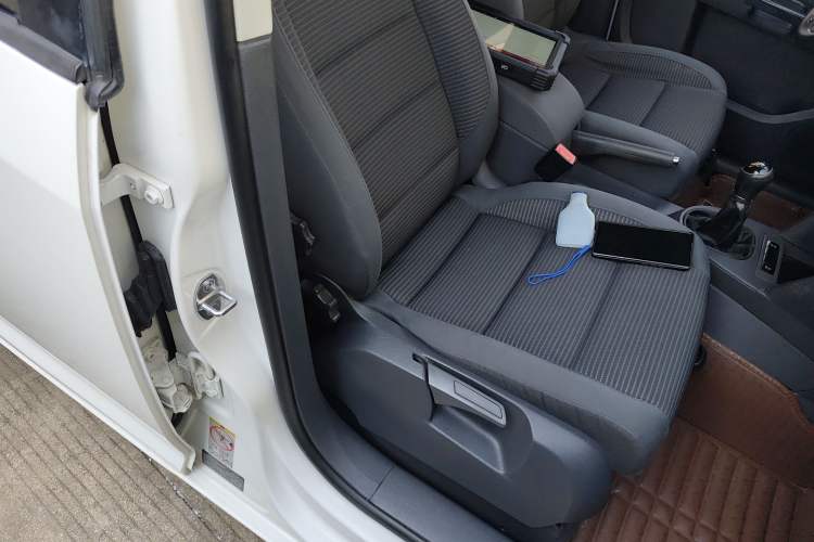 Used Volkswagen Touran 2013 1.4T Manual Fashion Edition 5 Seats
