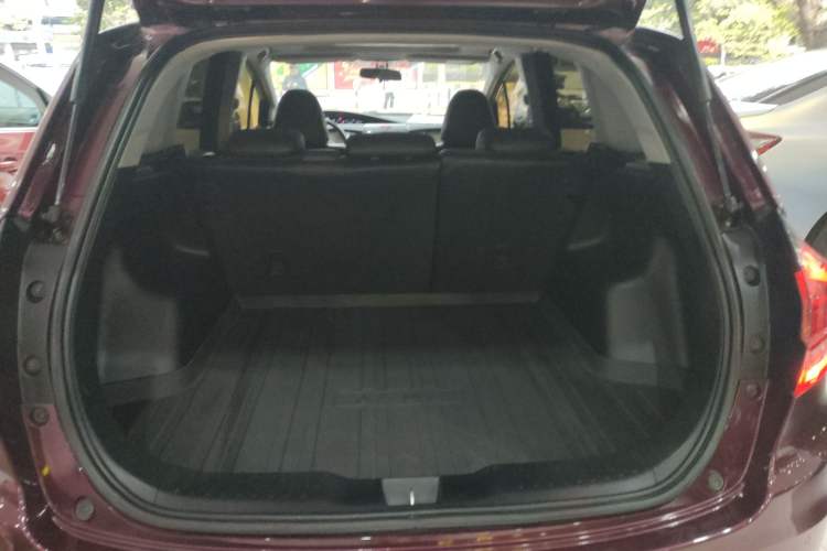 Used Honda Jade 2017 1.8L automatic Comfort version 5 seats