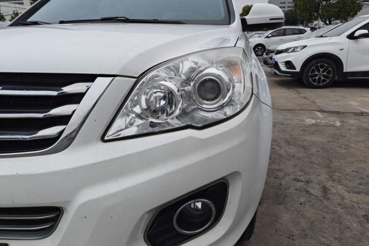 Used Haval H6 2016 Upgraded Model 1.5T Manual Two-Wheel Drive Value Edition