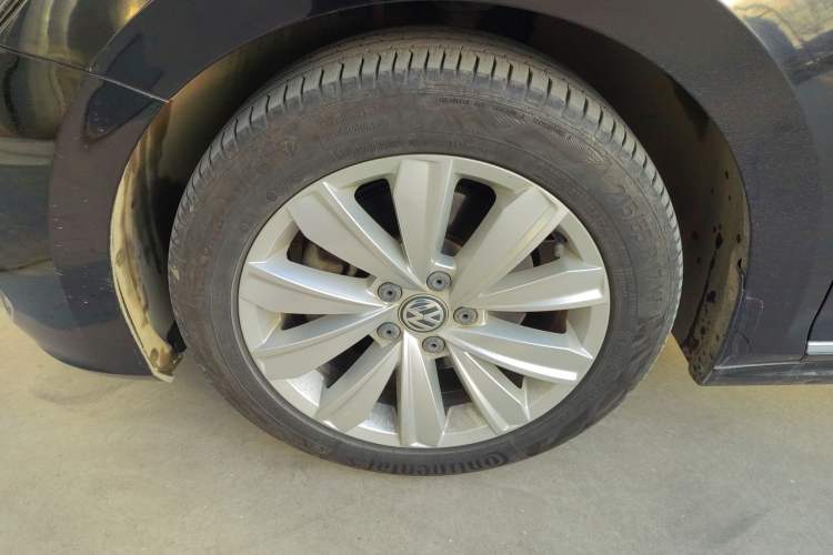 Used Volkswagen Passat 2020 330TSI Elite Edition China VI
