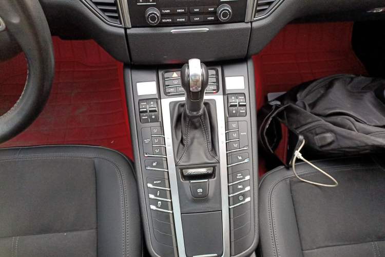 Used Porsche Macan 2017 Macan 2.0T
