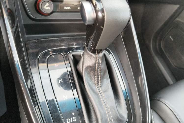 Used Baojun 530 2018 1.5T DCT Flagship Version China V Emission Standard
