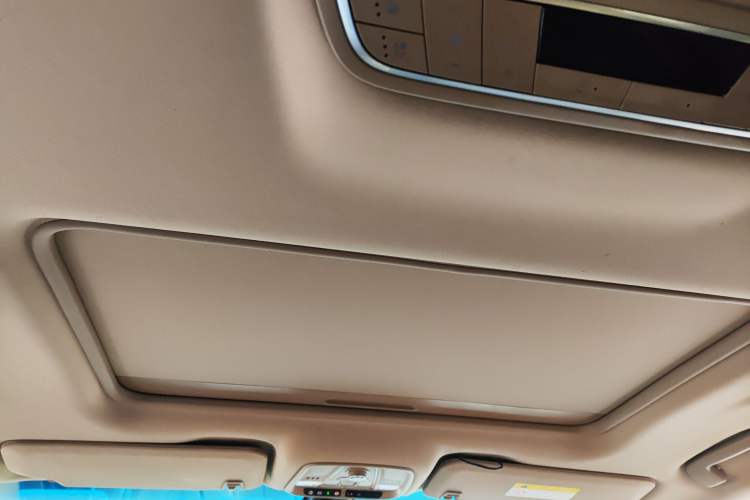 Used Buick GL8 2017 ES 28T Flagship Model China V Standard
