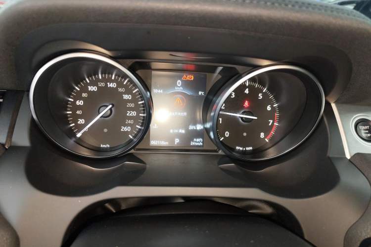 Used Land Rover Range Rover Evoque 2018 240 PS SE Smart Brilliance Edition
