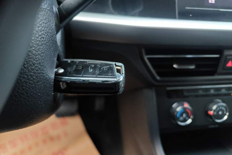 Used Volkswagen Lavida 2019 1.5L Automatic Comfort Edition China VI Standard