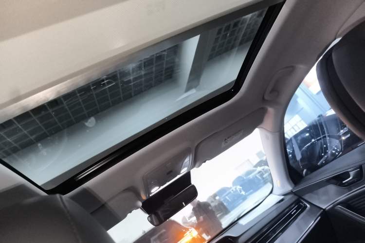 Used Hongqi HS5 2023 2.0T Qixiang Pro Edition