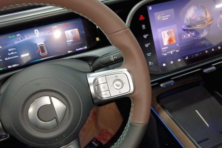 Used  #5 2024 Long-Range Journey Luxury Edition
