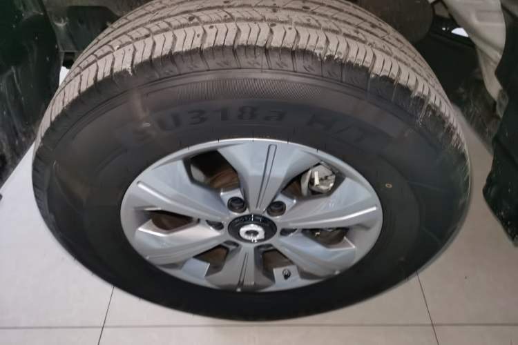 Used Great Wall Poer 2023 2.0T Commercial Version Automatic Diesel Two-Wheel Drive Elite Trim with Long Bed – GW4D20M
