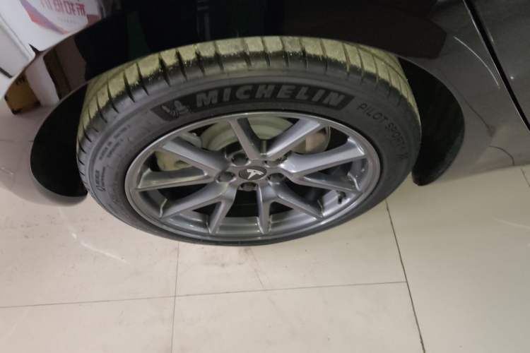 Used Tesla Model 3 2022 Rear-Wheel-Drive Version