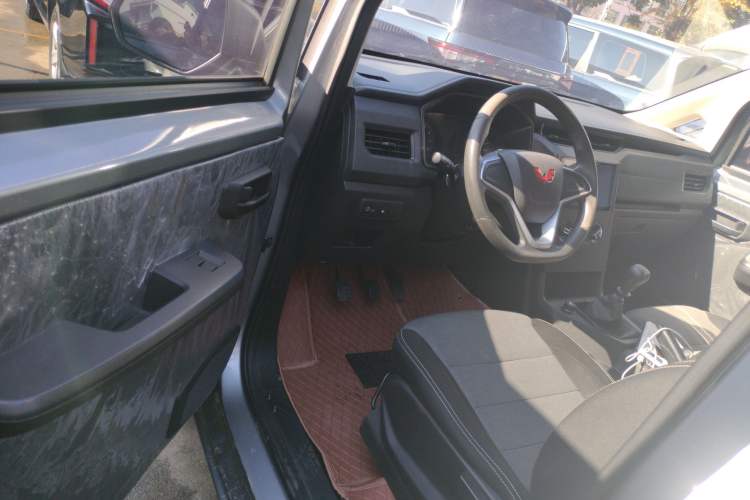 Used Wuling Zhengcheng 2022 2.0L Manual Entrepreneurial Version
