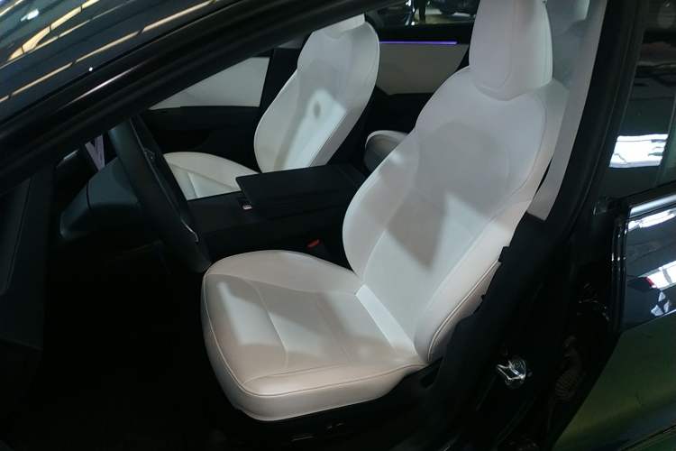 Used Tesla Model 3 2023 Rear-Wheel-Drive Version