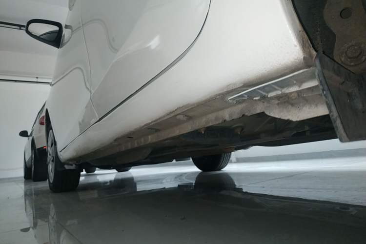 Used Toyota YARiS L 2019 1.5E CVT Dynamic Edition China VI compliant
