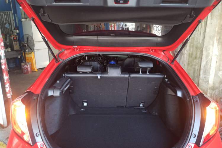 Used Honda Civic 2021 HATCHBACK 220TURBO CVT Trendy Cool Edition