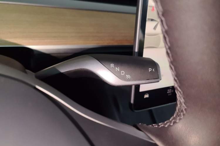 Used Tesla Model Y 2022 Rear-Wheel-Drive Version
