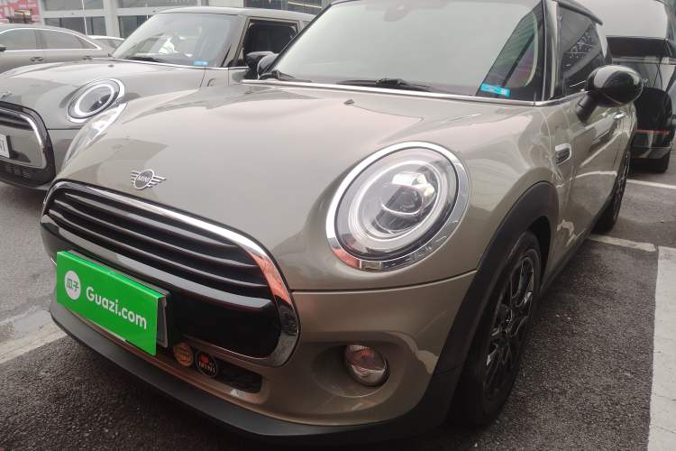 Used MINI MINI 2018 1.5T COOPER Classic Edition