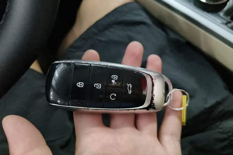 Used AION Y 2022 70 Tech Edition Lithium Iron Phosphate
